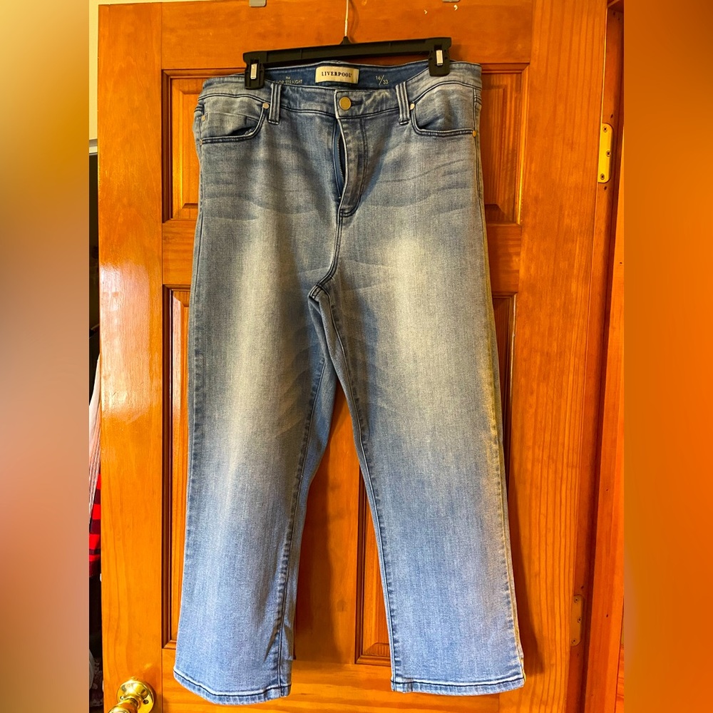 Liverpool cropped jeans. Size 16